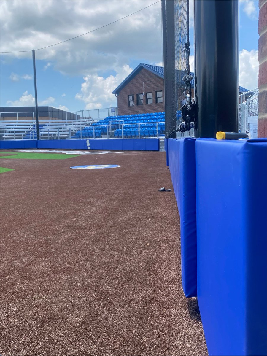 LinetoLineLLC's tweet photo. Build a ballfield that opposing teams look forward to visiting.. that’s exactly what Shelbyville Central did.

Transform your dugout and the rest of your facility with custom rail padding, benches, and helmet racks. Tell us what you need and we can make it happen! 

Reach out to sales@linetoline.com to get your transformation started.