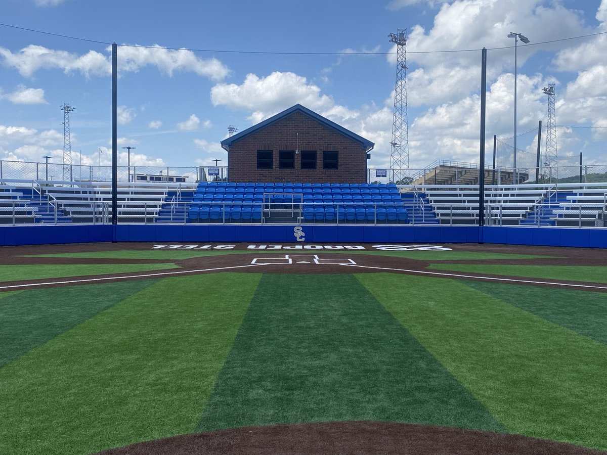 LinetoLineLLC's tweet photo. Build a ballfield that opposing teams look forward to visiting.. that’s exactly what Shelbyville Central did.

Transform your dugout and the rest of your facility with custom rail padding, benches, and helmet racks. Tell us what you need and we can make it happen! 

Reach out to sales@linetoline.com to get your transformation started.