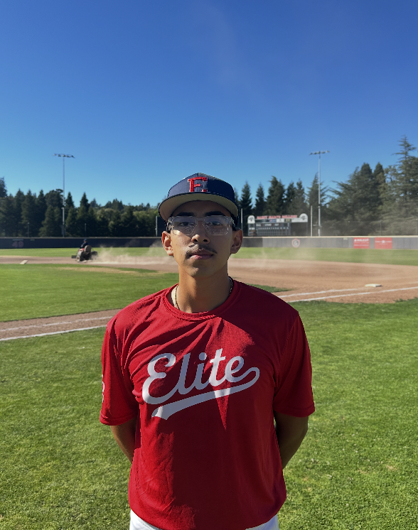 FiveToolCA's tweet photo. F: Bakersfield Elite 8, The Rock 2028 National 4
PoG: Jared Orosco 2-3, 3B, 2 RBI https://t.co/DqJiOqWYBI