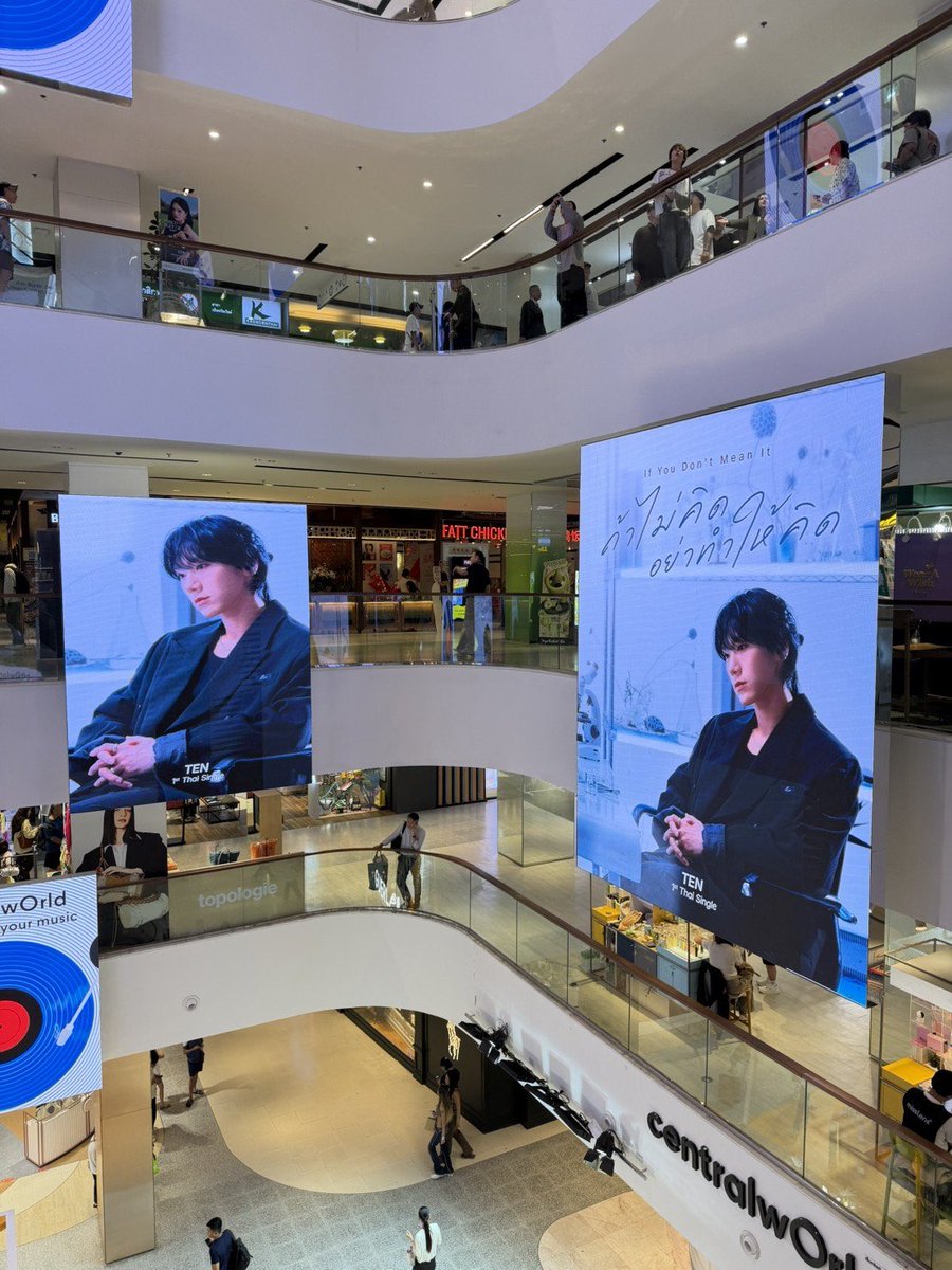 _juseyo_'s tweet photo. ละเตนมันติดไปกับรูปของทุกคนเลยนะ แต่ไม่มีใครเอ๊ะไรเลย 55555555555 https://t.co/x0pTttUttB
