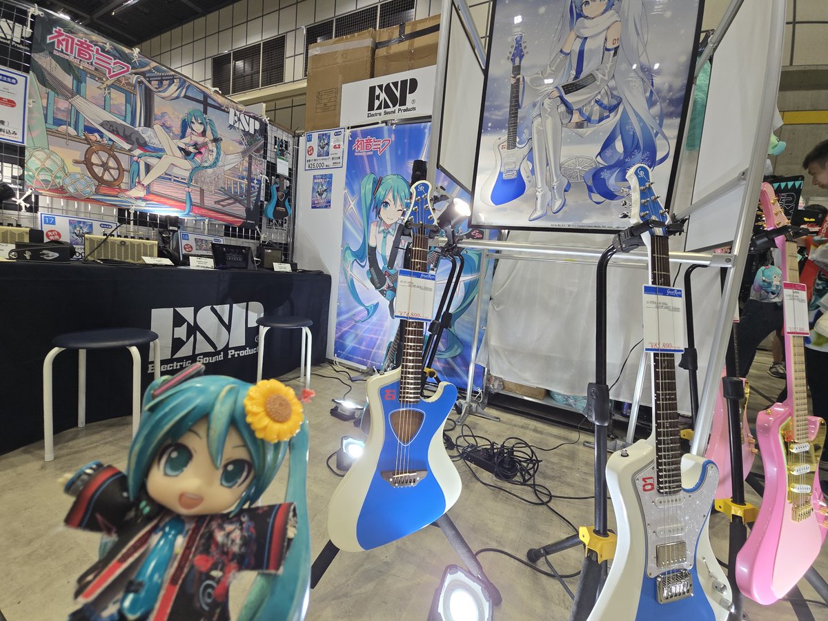 umaslim's tweet photo. おはギター～🎸  #ESP  #マジカルミライ2026 https://t.co/KEfvYwI3PL