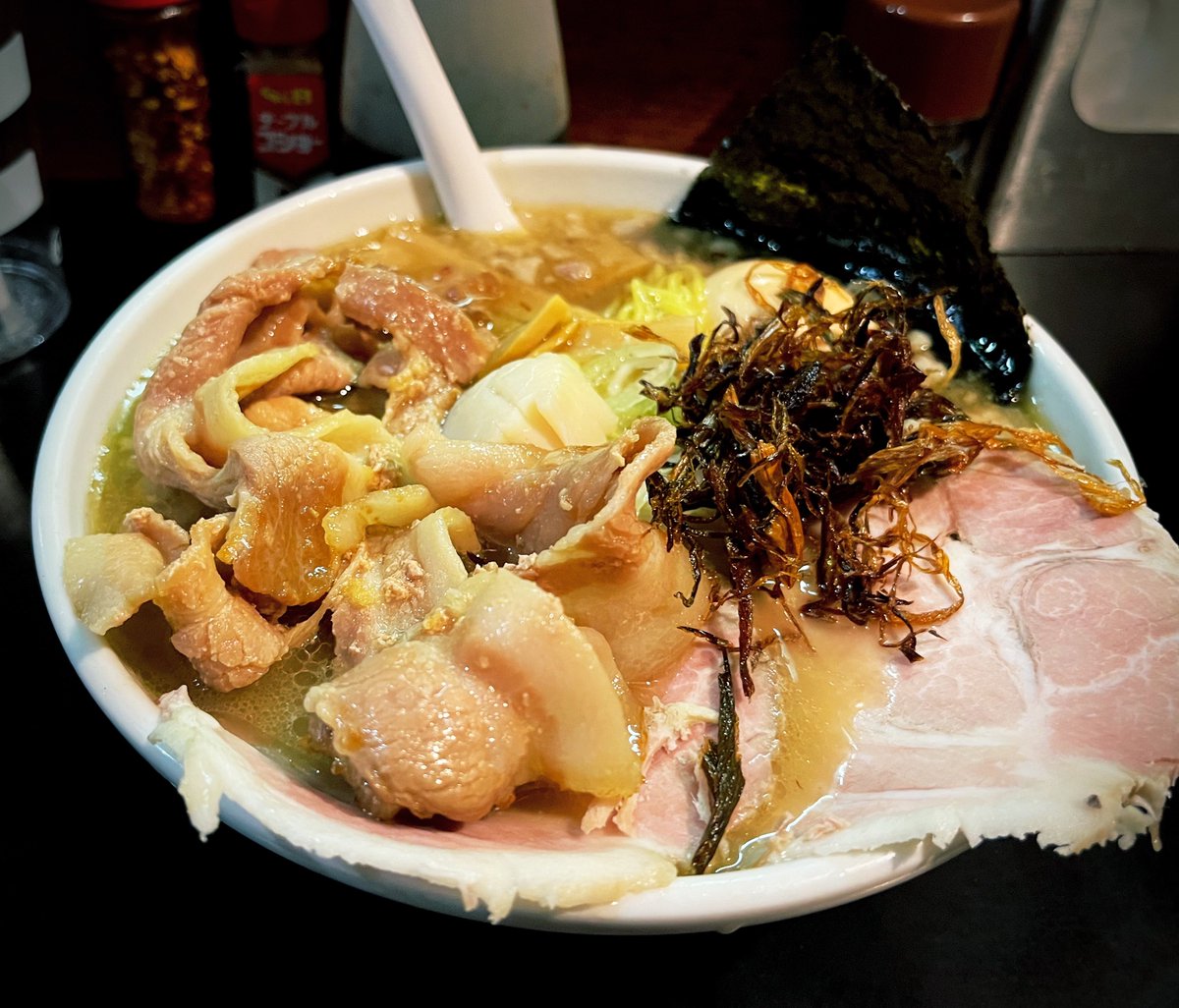 0hIrunrun's tweet photo. 四谷 がんこ
生ホタテ10㌔の100

他の貝系とはまた違った雰囲気でうまかった〜
後藤さんお休み後もこの味が食べられる事に感謝 https://t.co/kFZp2titmM