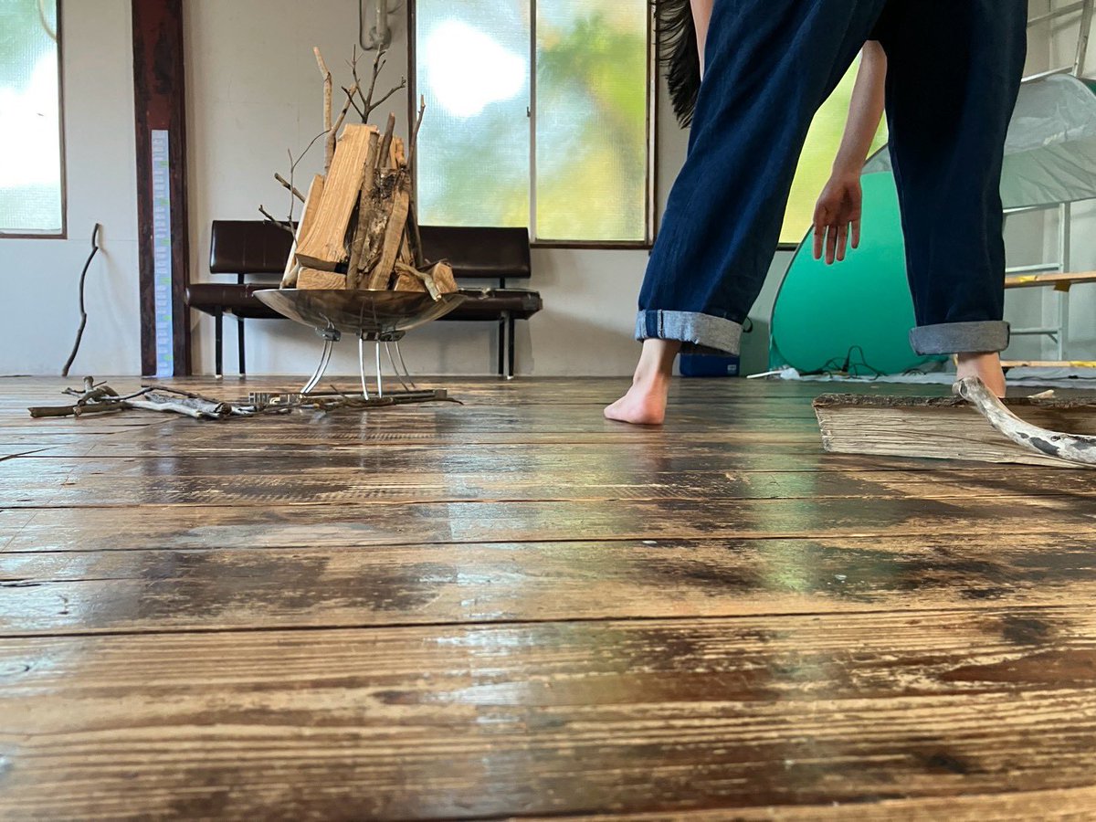 mimacul1's tweet photo. 『オノゴロン 焚き火編』
7/25（土）本日初日です🔥

14時/17時 当日券ございます。
開演20分前より受付開始いたします。

Social Kitchenにてお待ちしております！
https://t.co/Jf1VJu7rp7 https://t.co/NLGRpIEoKF