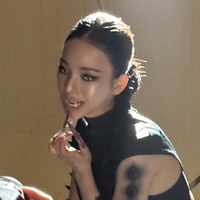 daakji's tweet photo. a vampire cannot finish inside a priestess. she must wait for permission from the priestess, who enjoys the vampire’s nails in her hips and her twitches inside https://t.co/YR2HMrgVQX