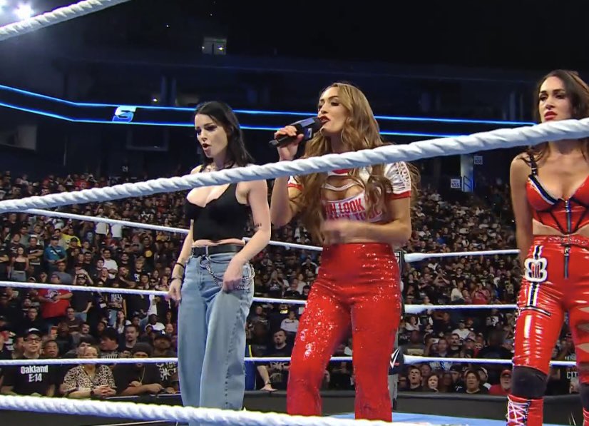 FadeAwayMedia's tweet photo. 🚨 6 WOMEN TAG TEAM IS OFFICIALLY SET FOR SUMMER SLAM

THE BELLAS &amp; PAIGE VS FATAL INFLUENCE 

#Smackdown https://t.co/dynDM5n4ZP