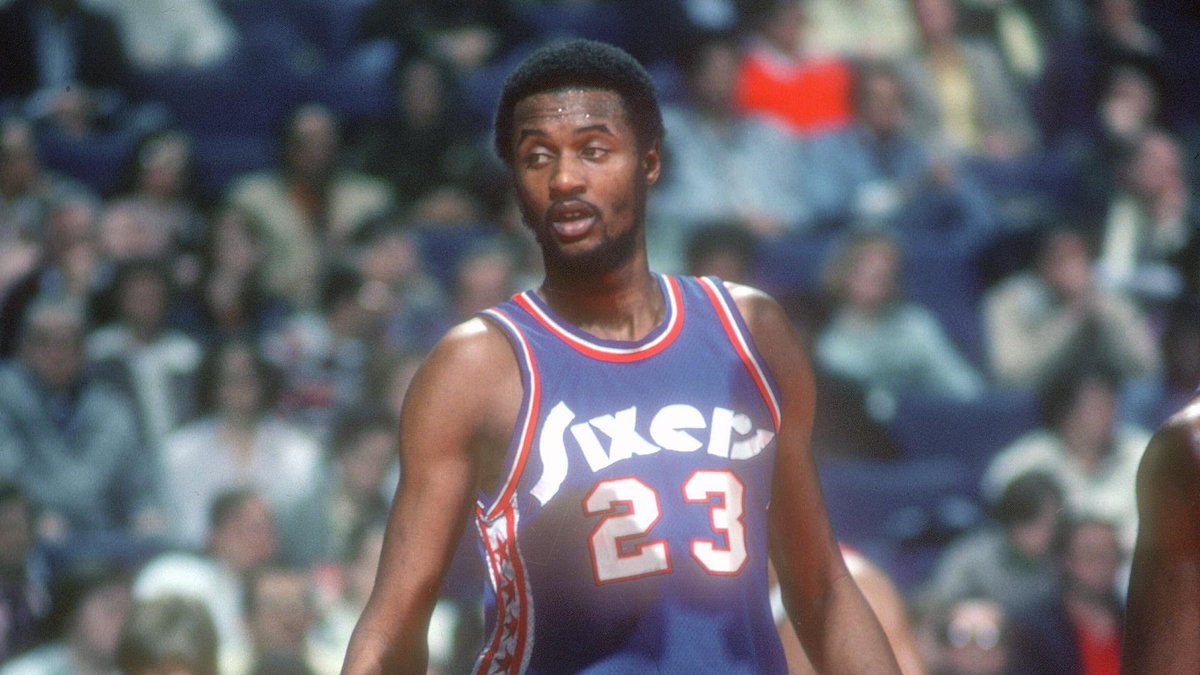 allthesmokeprod's tweet photo. And will presumably wear #23, which was once worn by Joe “Jellybean” Bryant https://t.co/fLXikgWliH
