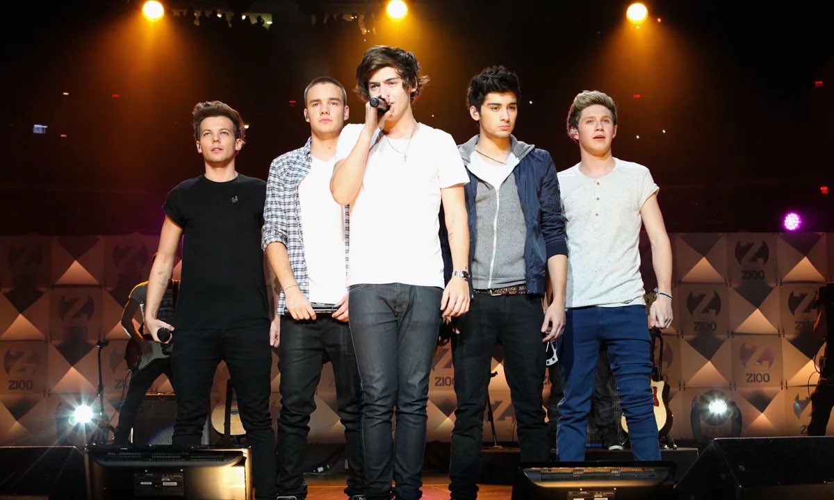smokelance's tweet photo. 16 Years of One Direction ✨ https://t.co/xzOUjyO07c