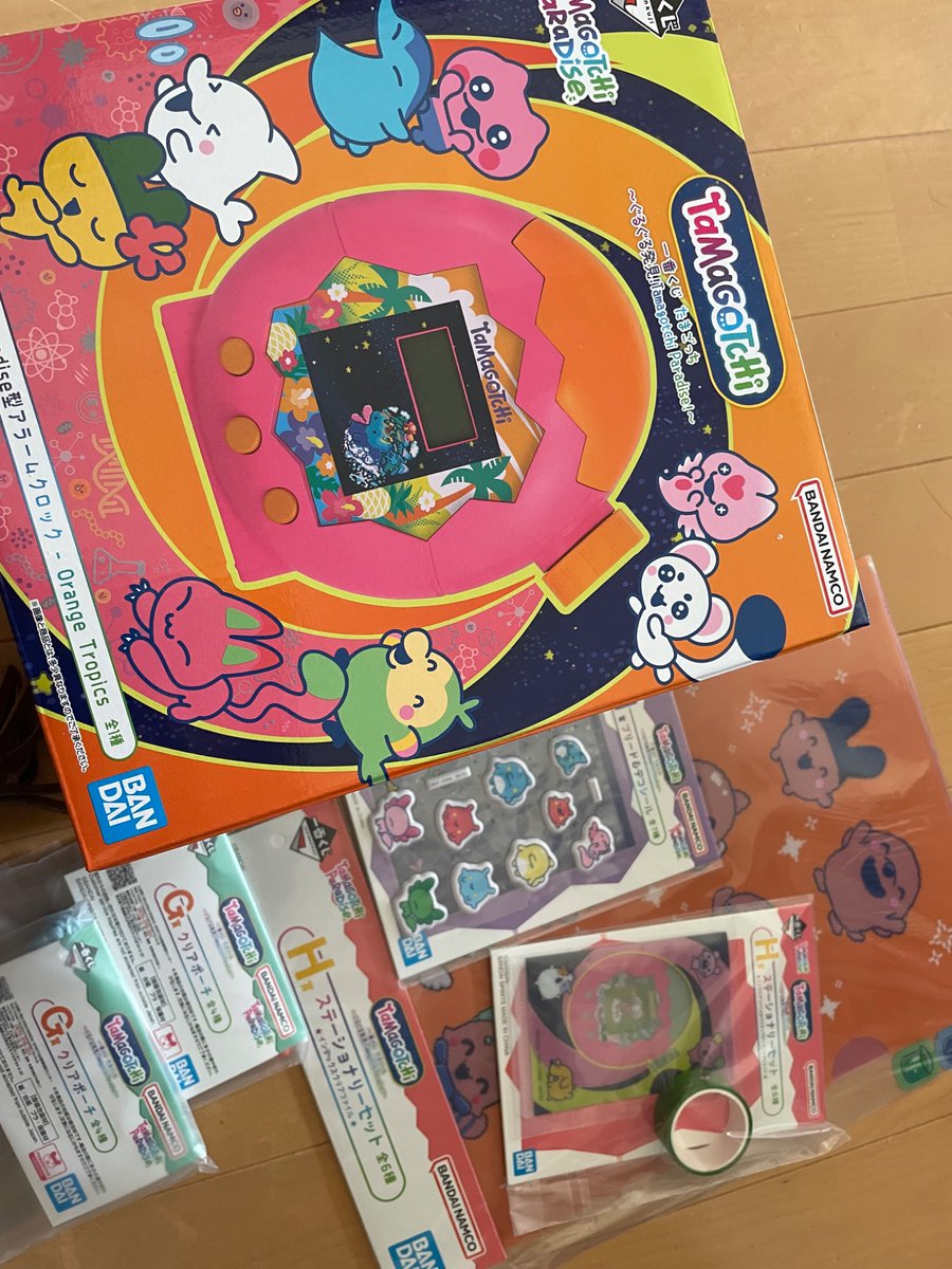 ssshiroe's tweet photo. 一番くじたまごっち！
最初3回下位賞
追加6回A賞キター
#たまごっち　#たまパラ　#たまごっちパラダイス https://t.co/Z7jAmhKei6