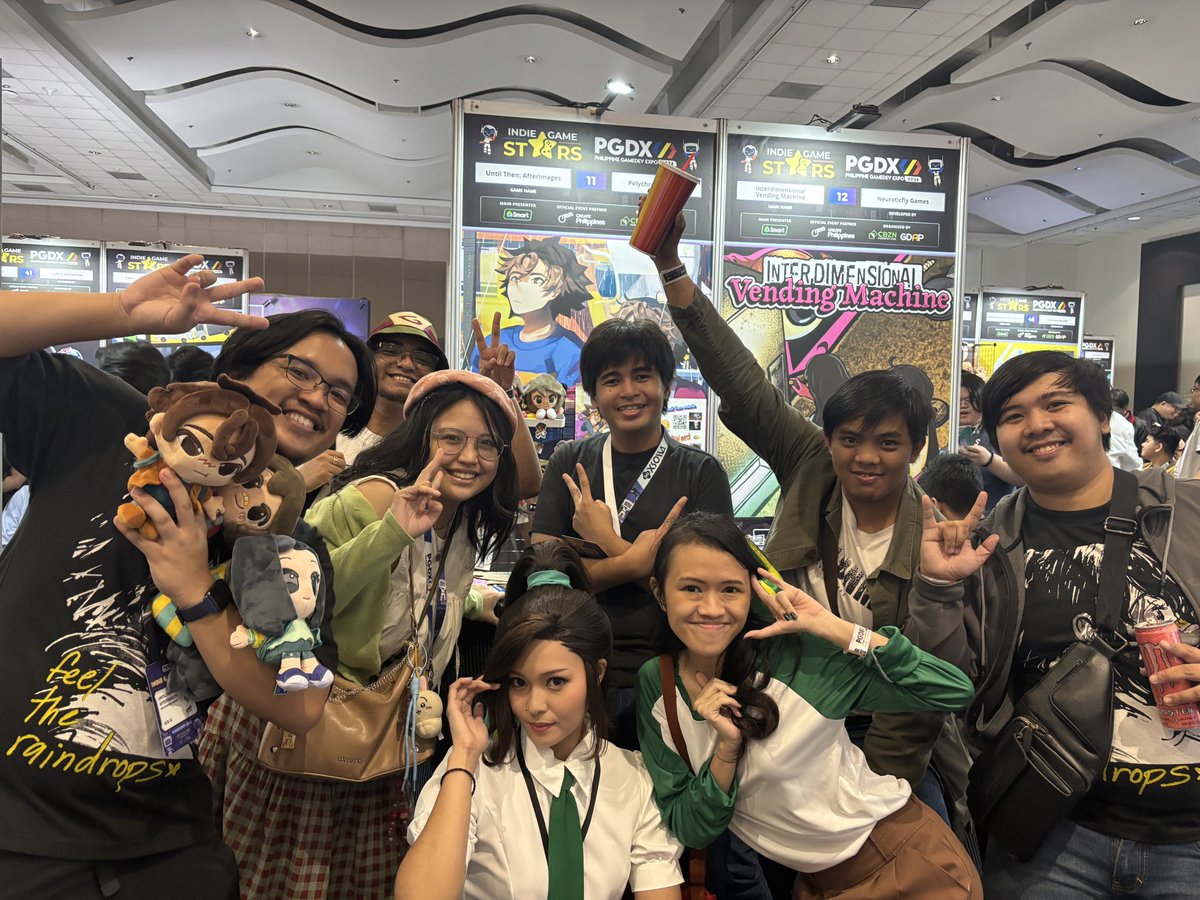 NethTrey6's tweet photo. PGDX ‘26 (Day 1) in four photos 

got in touch with the Until then dev team (again) and met my friends irl

#untilthengame https://t.co/GpKpLeNUIR