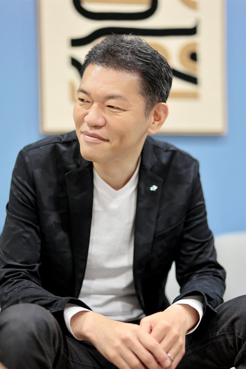 WellTeaming's tweet photo. 【プロフィール写真変えてみました】

今まではどちらかというと「カッコいい系」の写真でしたが、今回は「しなやかさ」を含んでいて今の自分にあっているのでは？と気に入っております。

#WordCrystallize
#言葉のチカラで人生を動かす
#キャリアコンサルタント https://t.co/LO9X2CgE9Y