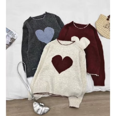 chickenatsoo's tweet photo. Sweater love ini terlalu gemes 😭🩶🤍 cocok buat couple outfit atau sekadar pamer kalau lagi jatuh cinta wkwk!
https://t.co/D5CHkg6YZ0 https://t.co/4zUVm4cEfr