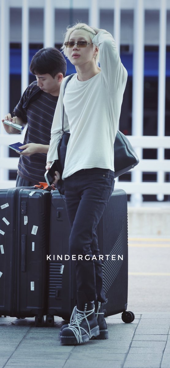 kin_718's tweet photo. 2026.07.25
인천공항 태민💛🤍🖤✨

#태민 #TAEMIN #テミン #泰民 https://t.co/iaXxvoT7QL
