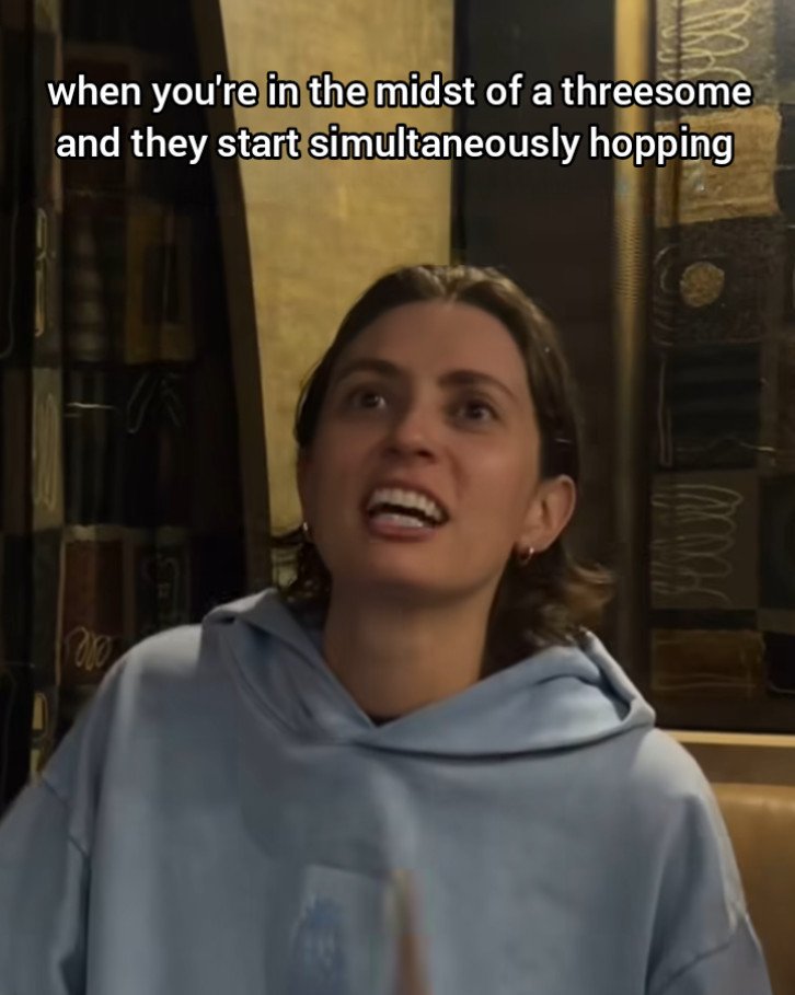 TheBeachesWorld's tweet photo. NEW WORLDOFWLW MEME DROP 

🔗:https://t.co/W7XlMypB9I https://t.co/YmjN29cfsA
