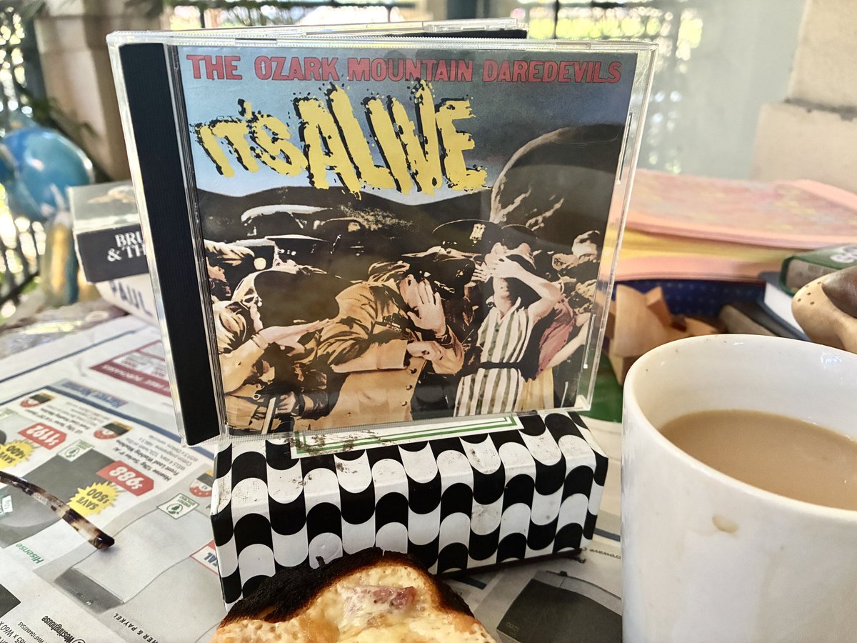 Today's listening pleasure at Cafe de Foy, The Ozark Mountain