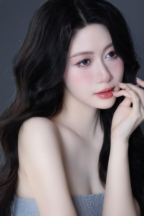 FLAKO87's tweet photo. Soft glamour in full bloom
CXqc https://t.co/xpYyhqF5E9
