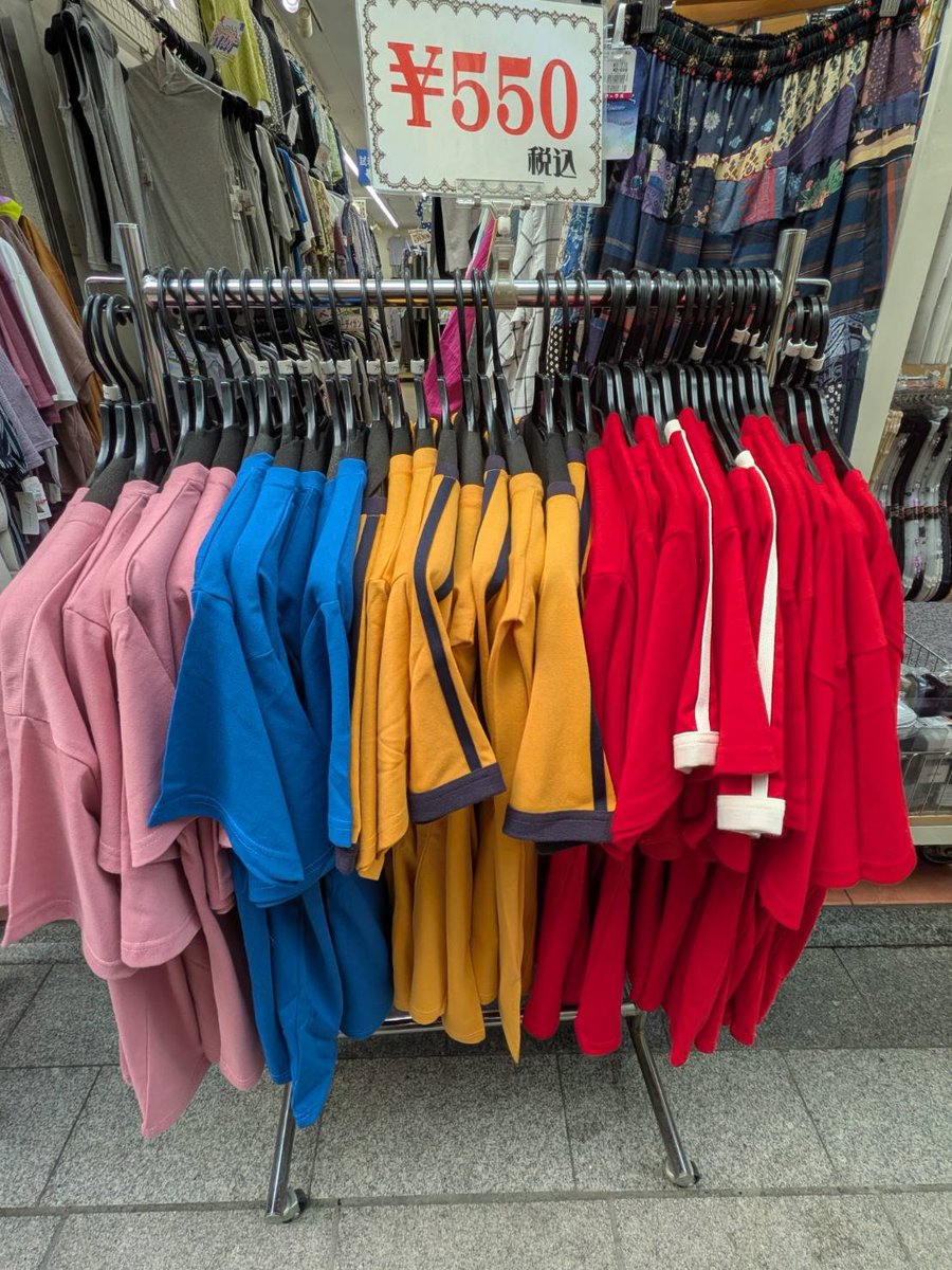 Marble194710's tweet photo. おはようございます。本日はマーブル恒例得の市です！店頭にお買い得商品を用意してお待ちしておりますね！！！今日も災害級の暑さですのでどうぞお気を付けてお出掛けください🌞#マーブル #マーブル吉祥寺店 #吉祥寺 #10時開店 #得の市 #超特価 https://t.co/45q1avCwDd