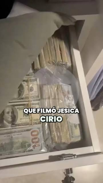 dnoloficial's tweet photo. @sergio242Garcia Chavista rioplatense. y los 54 millones USD insauralde y jessica siro, o los 500 M USD de SIRA o los autos remarcados 30K usd CADA UNO de AySA... A verdad que ese es choreo del bueno ! ... Si Karina es culpable QUE VAYA PRESA, Al igual que las RATAS K que le cajonean los casos. https://t.co/06Q4ffHZLH