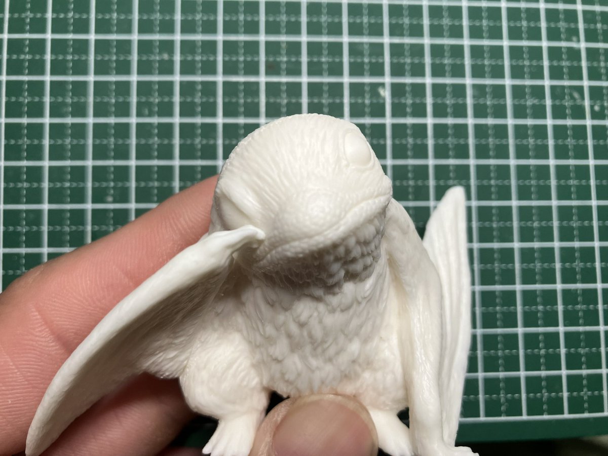 525kenji's tweet photo. 先のナマズ完成品ありましたね。
一方にかかると…間に合わんよね塗装見本。はい。

てことでキットでの展示ですが
新作【アヌログナトゥス】です！
ジュラ期後期の小型翼竜🪽

かわいさのアイコン！！的な感じでディフォルメしました

キット¥3500

#WF2026夏 #WF2026S
#WF2026Sおしながき https://t.co/3pjaOkhqEg