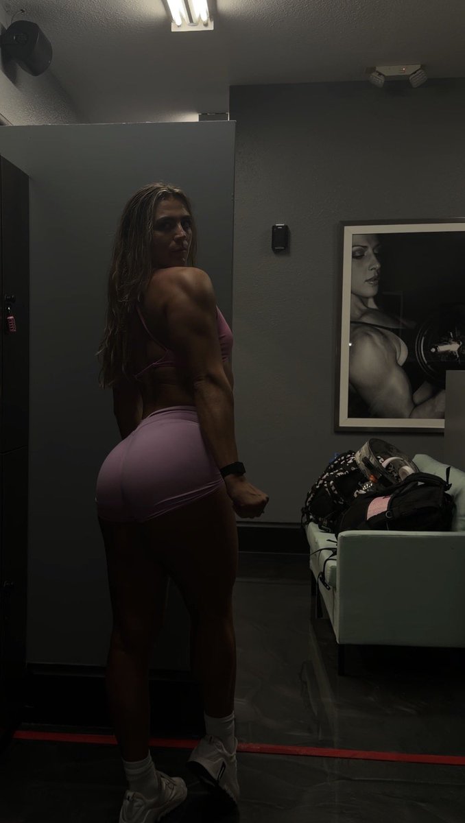Bellasmuscles's tweet photo. #gym https://t.co/POmdFPrMZa