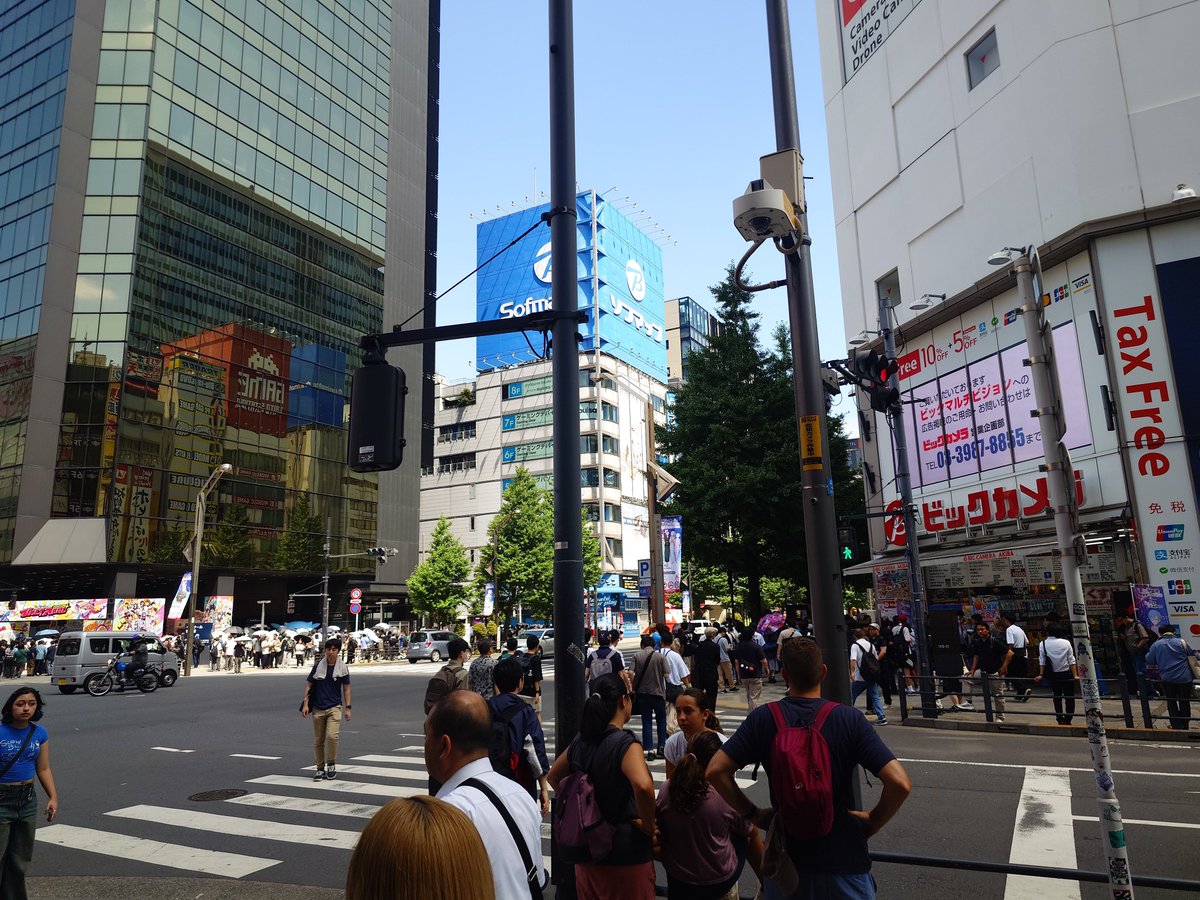 arabu1968's tweet photo. 人が多すぎて気持ち悪ぃ🥴 https://t.co/GcNhNjh8K3