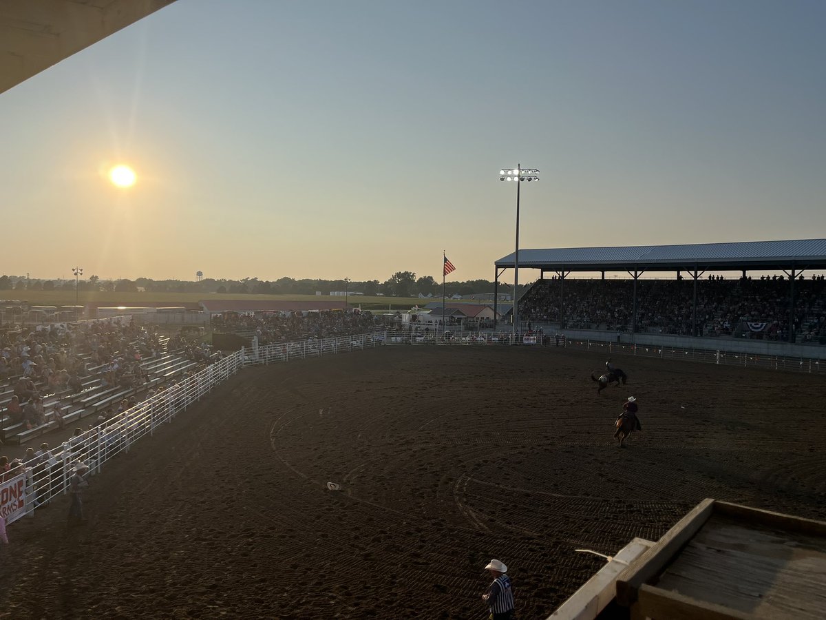 NTVJackBartlett's tweet photo. Man, I love Nebraskan sunsets!

Check out this view from Nebraska’s Big Rodeo. 

More to come on @NTVNEWS https://t.co/XOrPm45hsC