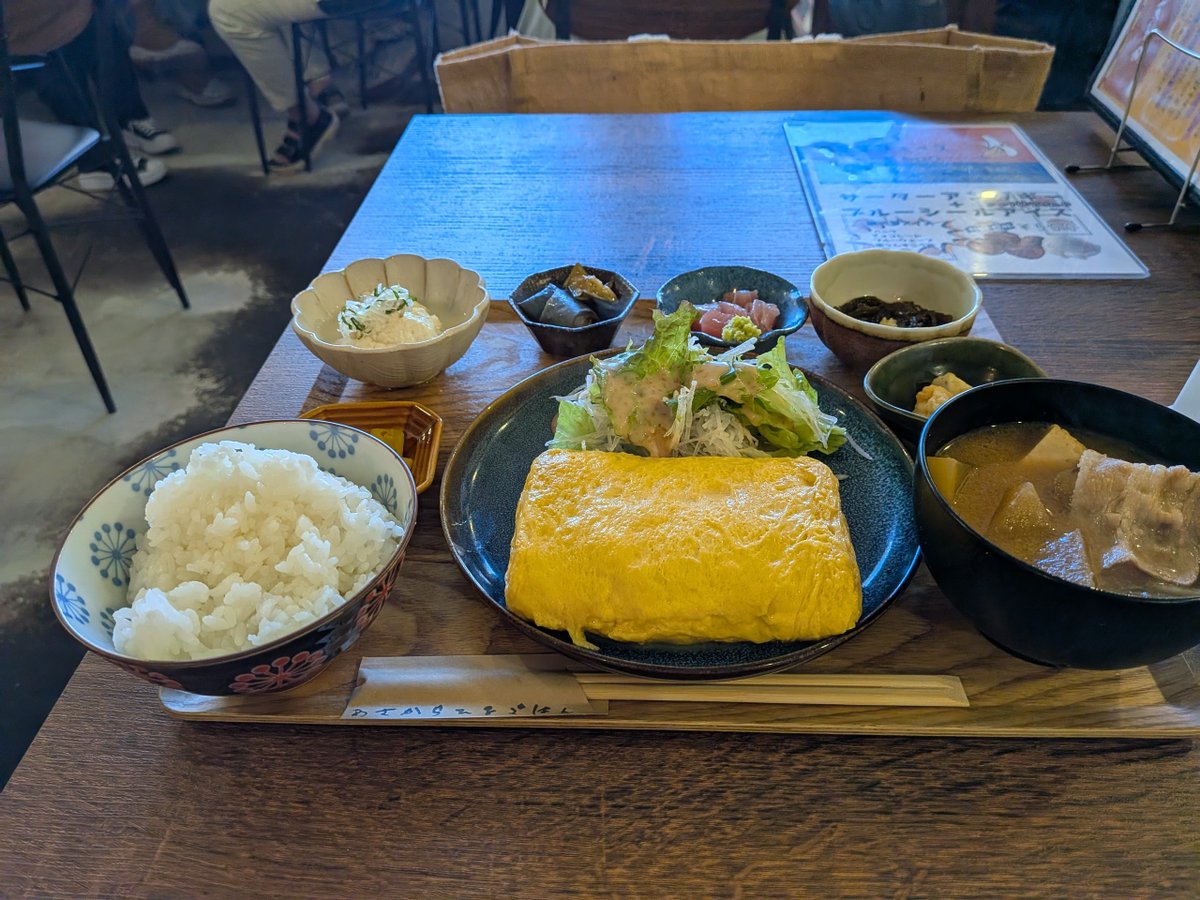 a_horse's tweet photo. じょーとーな朝食だ https://t.co/fqVWF8QxCx