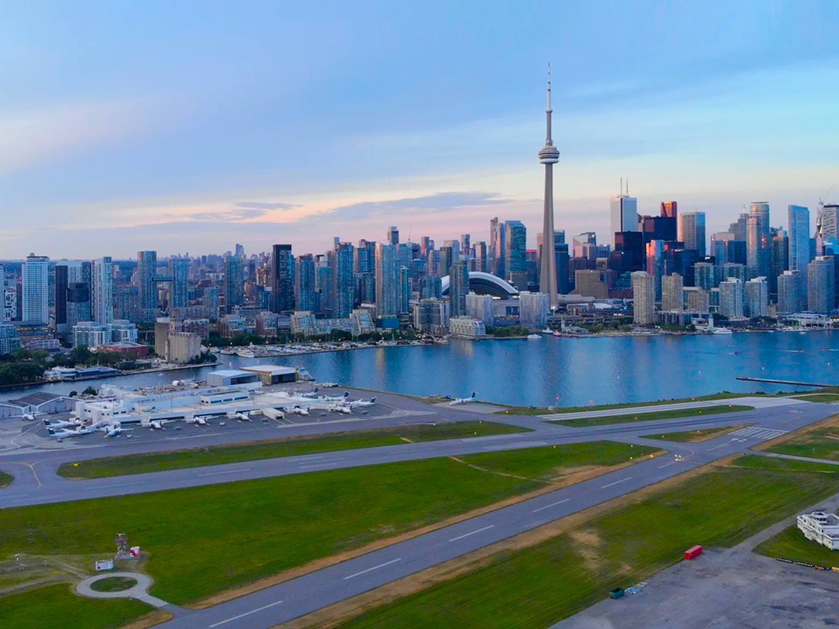 6ixbuzztv's tweet photo. The federal government has halted plans to expand Toronto’s Billy Bishop Airport https://t.co/3dYnqRiELN