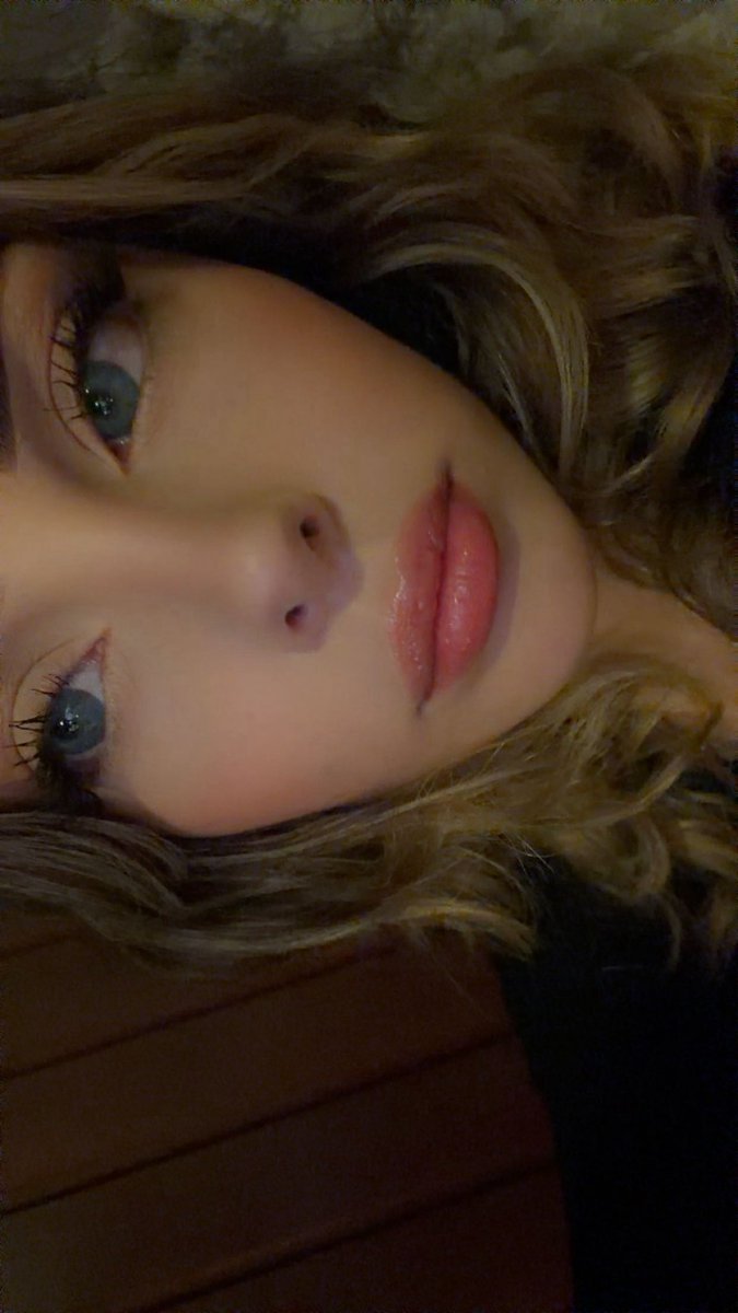 coolgalmyla's tweet photo. are your dms open for me? https://t.co/gZ0N8HzfHF