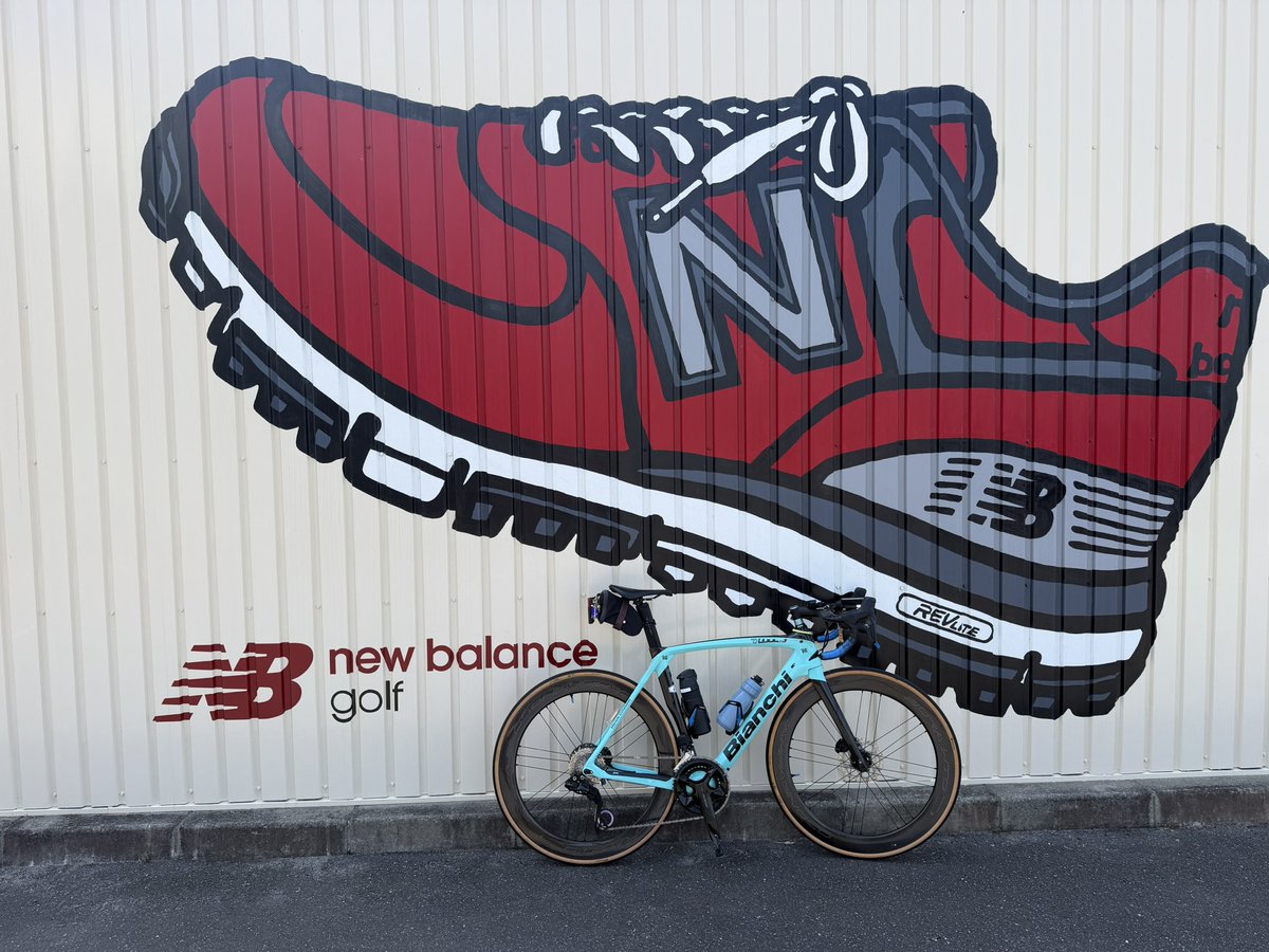 RLc1f6's tweet photo. 暑すぎて玉葉橋で引き返し。
ついでに久しぶりのジャングリラで撮影 https://t.co/4HQUjGCuNT