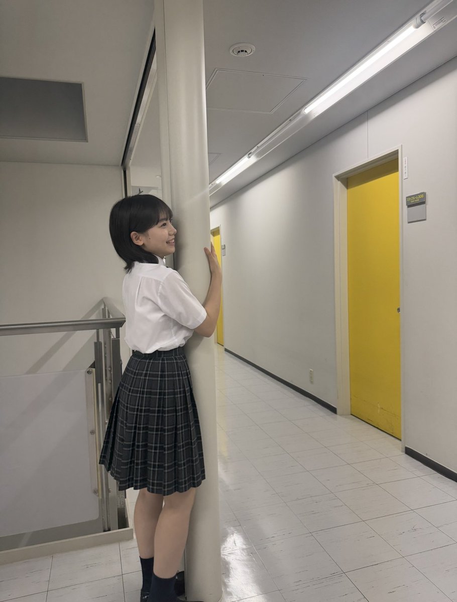 kurumi_inagaki's tweet photo. ＼　デイリースポーツ　／ 
Check Check！
くるくるしている来泉さんをどうぞ💫
(4年前はくるのことを、"くるくる"と呼んでいた時期もありました💫)
#GTO #稲垣来泉
https://t.co/50itnhpZW0 https://t.co/P0mY4wpZJg