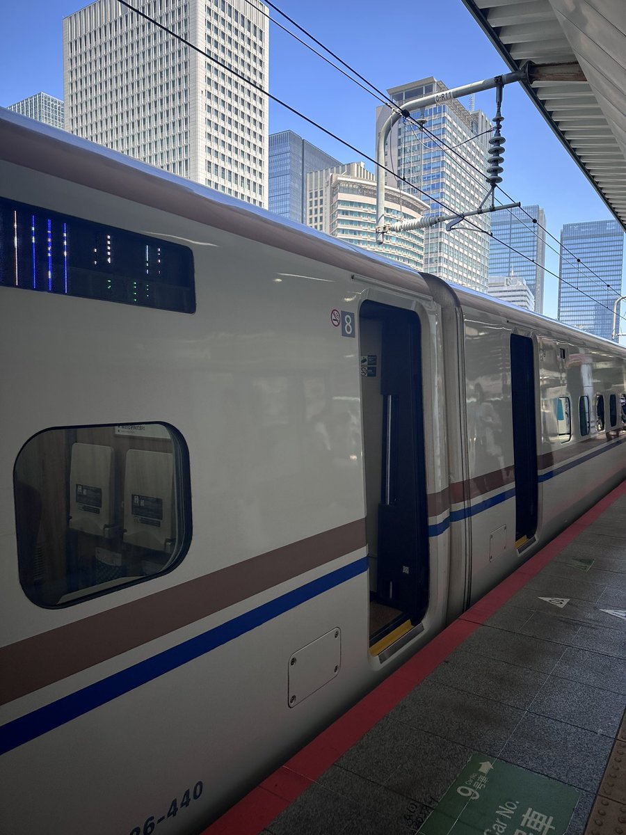 PRADO925159111's tweet photo. 初めて乗る北陸新幹線🚄

…初めてだよね🤔 https://t.co/sPXJK7ohww