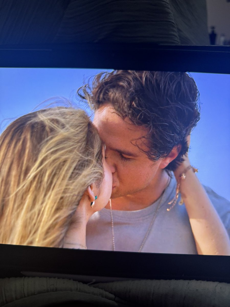 kiroplayof's tweet photo. Que pedo luna? 😭💔#SoyLuna4 https://t.co/O6o2uBL9YR