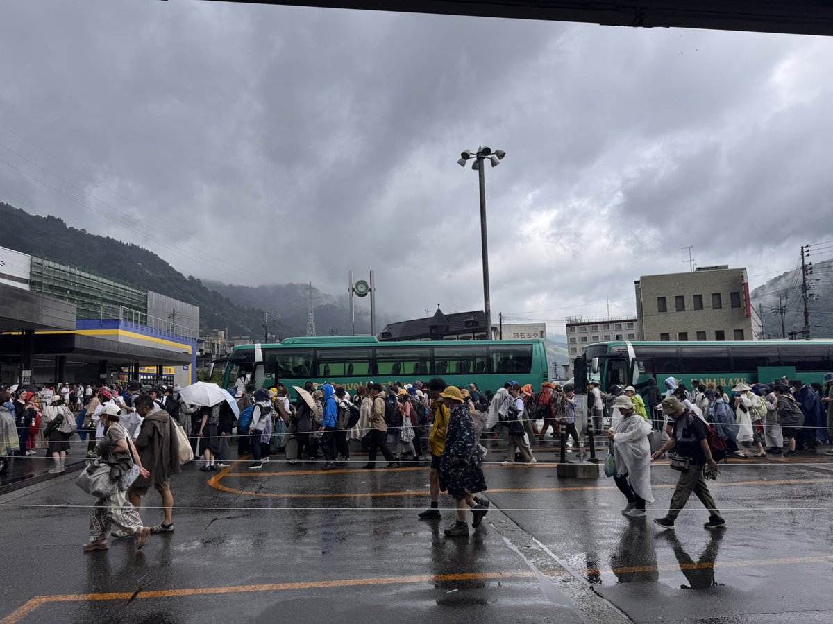 hololodilolo's tweet photo. フジロック26
土日
雨 https://t.co/zZxiwUYK2X