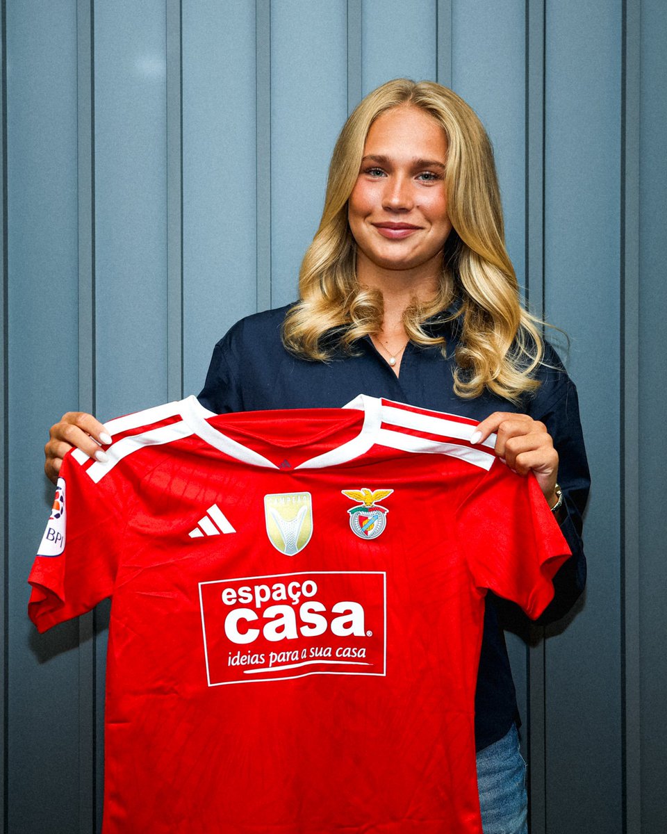 froyadorsin's tweet photo. Vamos Benfica 🦅 https://t.co/ixBgCtZ4cS