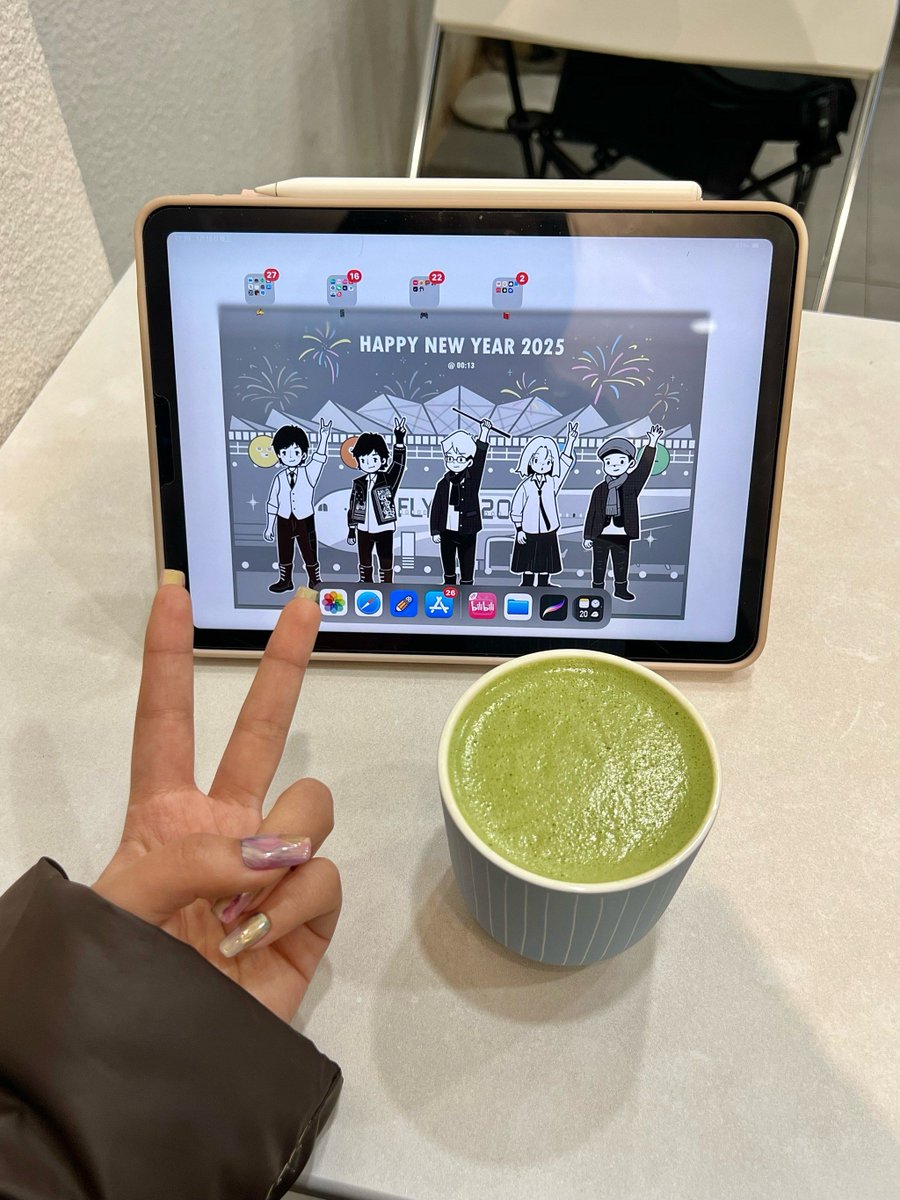 des82496's tweet photo. Just tried the new zero-waste café downtown—their upcycled matcha latte in a reusable ceramic cup tastes fresh and guilt-free. Small changes, big joy!， https://t.co/81jh4lmcXt