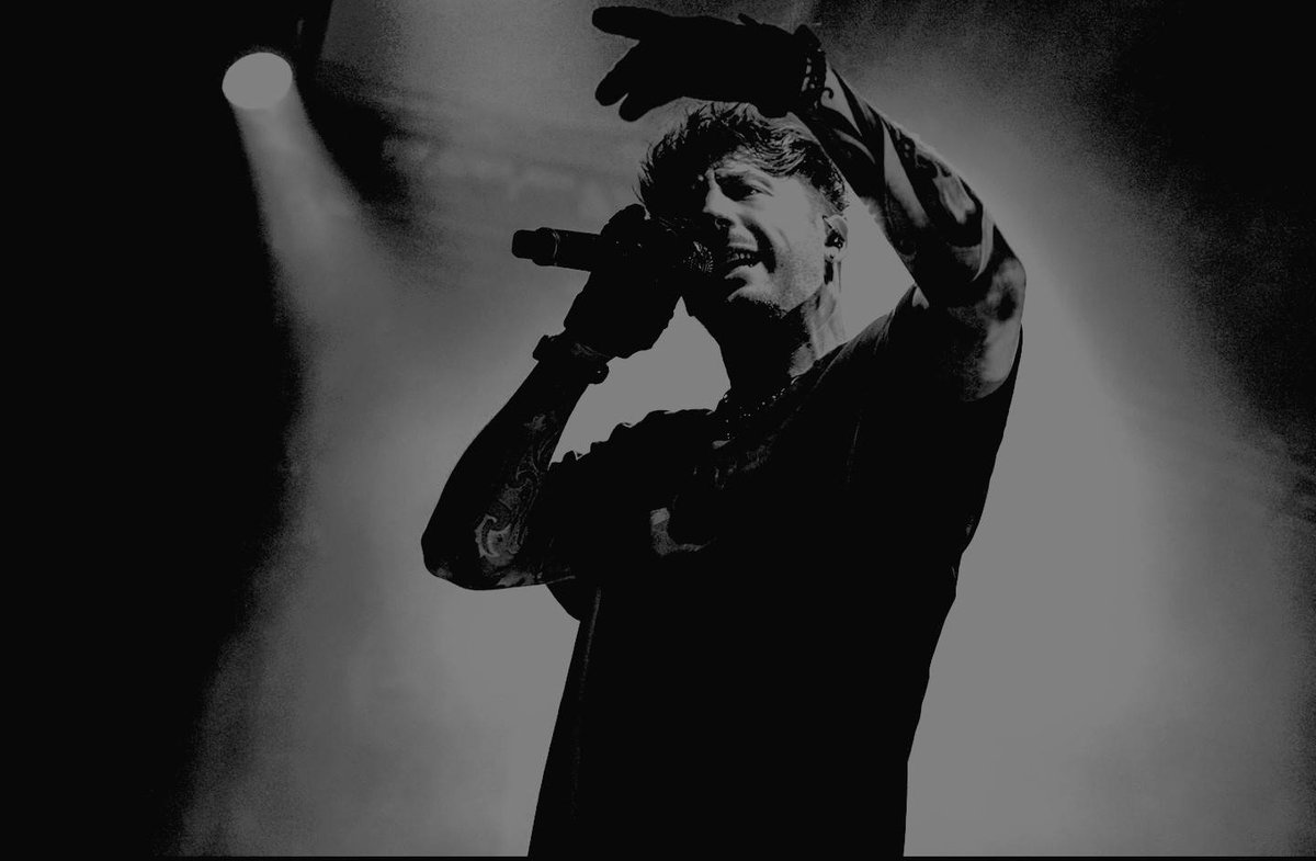 GARGOYLEROCK's tweet photo. ⠀
⌜   🦇   ┅╮   .   .   .   ʬʬe   ᵃʳᵉ   𝕲͜ᴬ𝚛𝑔𝔬ʸ̲ꪶₑ⁫、 and  ʬʬe  ᵃʳᵉ 𝒔𝐭𝐫𝐨𝐧𝐠.  ⺌  𝔰acrifice  ˢʰᵒᵘˡᵈ  𝙽͟𝙴͟𝚅͟𝙴͟𝚁͟  require  ₜₒ  ₗₒₛₑ  𝓎our  own  ꪶ𝑖𝒻𝑒  ₜₒ  𝐫𝚘𝚞𝚝𝚒𝚗𝚎.   leave   a   ♡   for   a   𝔱𝑖𝑚𝑒𝑙𝑖𝑛𝑒   𝔰𝑡𝑎𝑟𝑡𝑒𝑟. 
⠀ https://t.co/dZxdOhxCdd