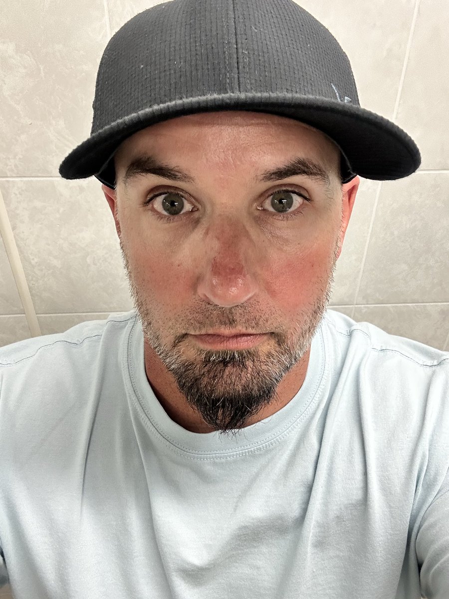 Johnny S🏂 tweet media