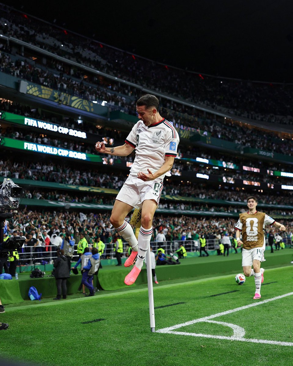 tudimebeto's tweet photo. Lo feliz que fui con este gol de Álvaro Fidalgo, ya pasó un mes🇲🇽❤️ https://t.co/LDxFpKRfbS