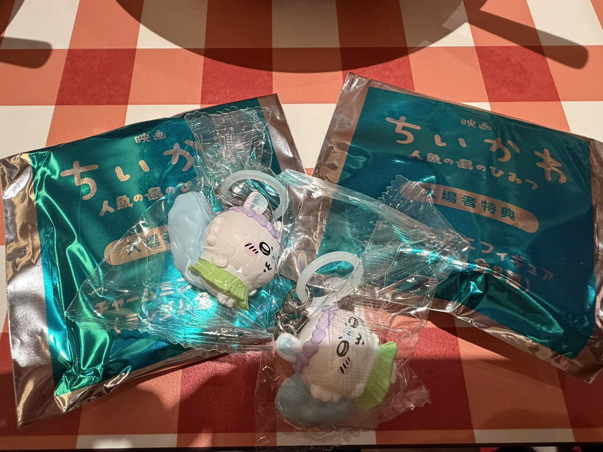 chanmi_0115's tweet photo. 【交換】映画 ちいかわ 入場者特典 チャームミニフィギュア

讓  モモンガ×2
求 うさぎ､シーサー

郵送のみとさせて頂きます🙇🏻‍♀️
お気軽にお声掛けください🙌🏻 https://t.co/9Kqh27pvGk