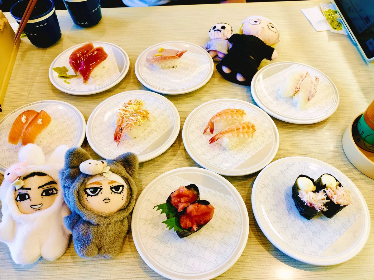 soragera_727's tweet photo. やっしーと🍣 https://t.co/Mgd18Sgxqm