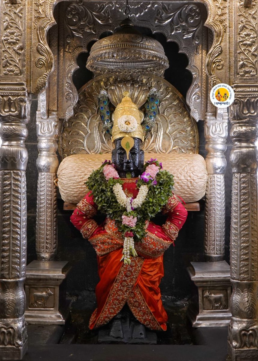 Vitthal_Rukmini's tweet photo. अवघा रंग एक झाला, रंगी रंगला श्रीरंग 🙏🏻 https://t.co/mvTaEoZujc
