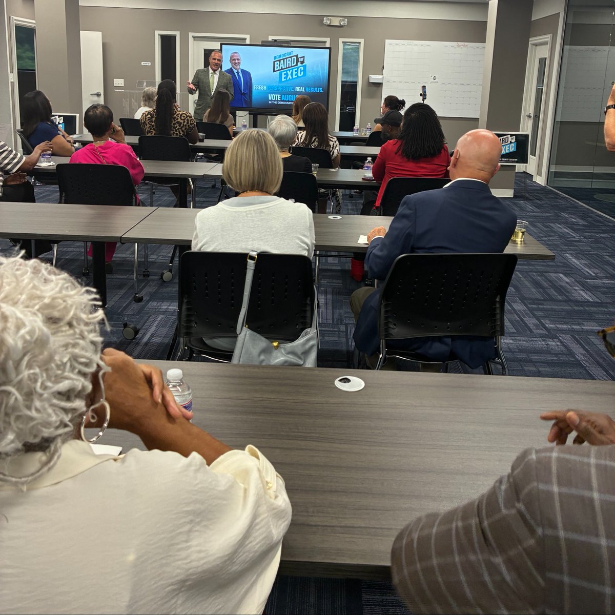 BairdForJackson's tweet photo. Thank you to everyone who came out to the Minority Chambers' Development Center for our meet-and-greet! I was honored to be surrounded by so many brilliant leaders shaping the future of our community. I'll always be proud to work together with you to fix Jackson County. https://t.co/aD8lBeBfMH