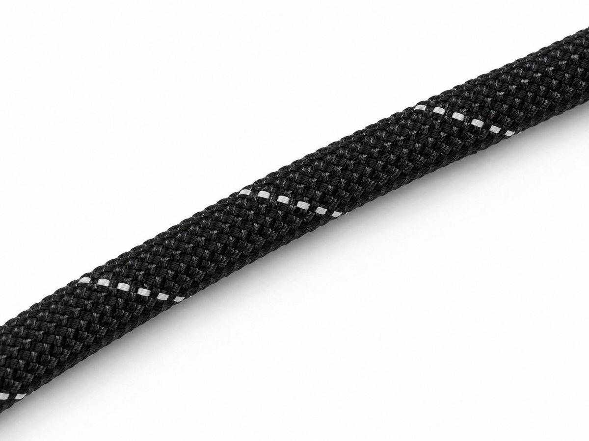 parco_games's tweet photo. 【販売再開のお知らせ】

本日7/25(土)より販売を見合わせておりました『YOSEMITE STRAP』をSTRAND STORE,ONLINE PARCOにて販売を再開いたします。

・Yosemite Camera Strap ARS PRO / KOJIMA PRODUCTIONS EDITION 111cm・126cm
（各 税込17,050円）

・Yosemite Mobile Strap / KOJIMA PRODUCTIONS EDITION 140cm
（税込11,550円）

販売再開までお待たせしてしまい、誠に申し訳ございません。
皆さまのご来店を心よりお待ちしております。

@KojiPro2015