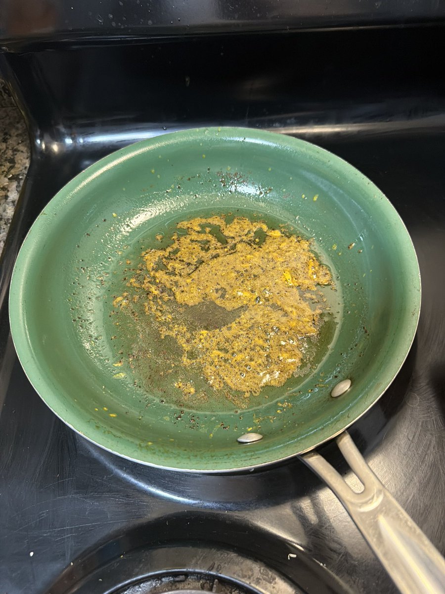 NinGobSahn2's tweet photo. Mustard, garlic salt, black pepper, vegetable oil, and green chili taco sauce
#dank #munchies #foodporn #foodie #pork slab #fryingpan #cooking #menwhocook #guyswhocook #Mmemberville #StonerFam #CannabisCommunity #StonerCircle #hungry #tasty #meat #carnivore #anemic #cravings #dinner @MistressOfGanja @Mattenberger_H @EricMKlein1 @southernstonerd @michiganjamomma @bongripprincess @Random_Red @BigA7508 @rsannicolas50 @yui_w33d