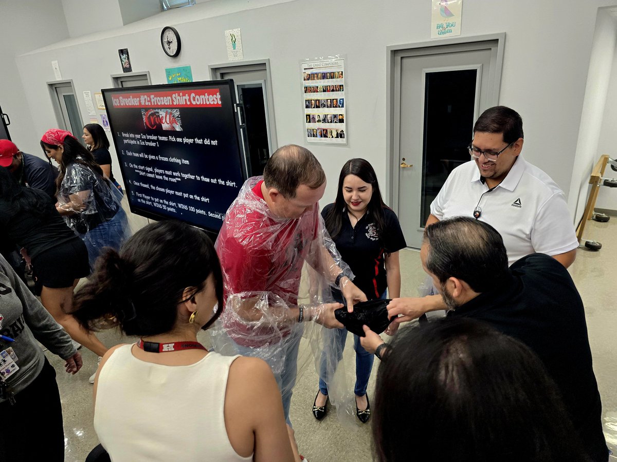 HHSCarrasco's tweet photo. We had a TRUE ice breaker this morning.
Our teams collaborated and contributed ideas to win the frozen t-shirt contest.
A great segue to our day working as PLTs in developing active learning lessons.
#LeadingTheCharge⚔️#ForTheKingdom
@BrendaChR1 | @YsletaISD https://t.co/0L21gsG7Iv