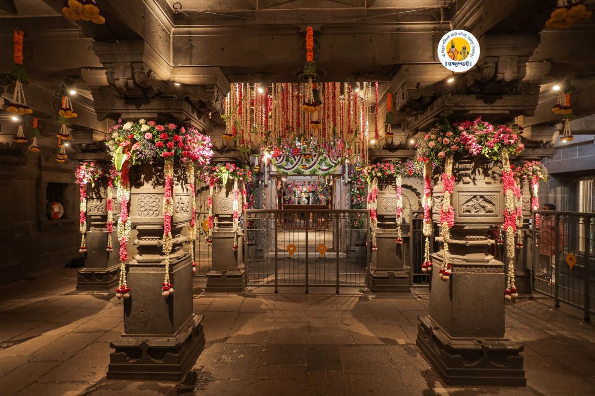 Vitthal_Rukmini's tweet photo. https://t.co/zOzTeMEEA8
