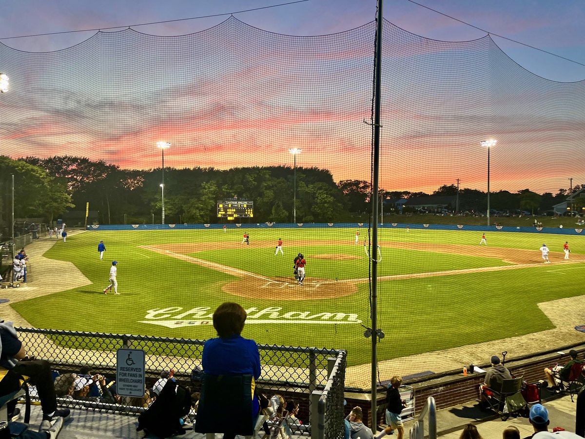 DrivenBBCompany's tweet photo. Nothing beats a summer day on the Cape! Baseball and beaches. ⚾️🌊 If you’re ever in MA, make sure you catch a Cape Cod League game. Some of the best college players in the country all in one place. https://t.co/j8RYZDe5i7