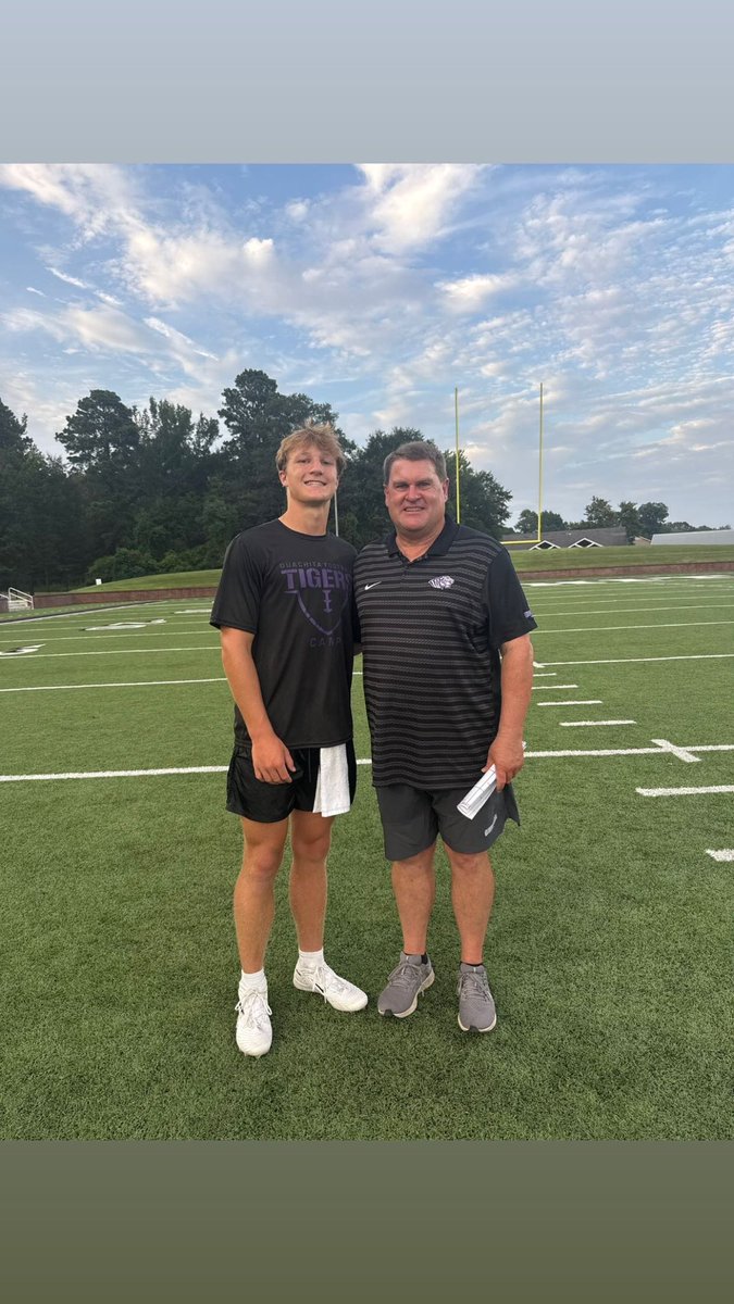 maclanesmith3's tweet photo. Thank you @OuachitaFB for a great camp and thank you to Coach @derbytd for the Game Day invite October 10th!! https://t.co/CZSp76fiFj