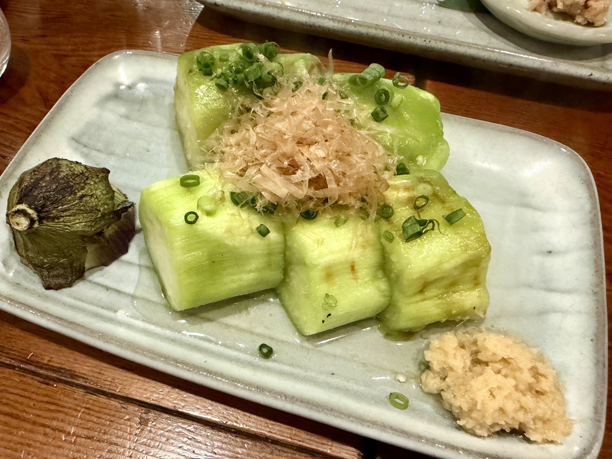 mococafe tweet picture
