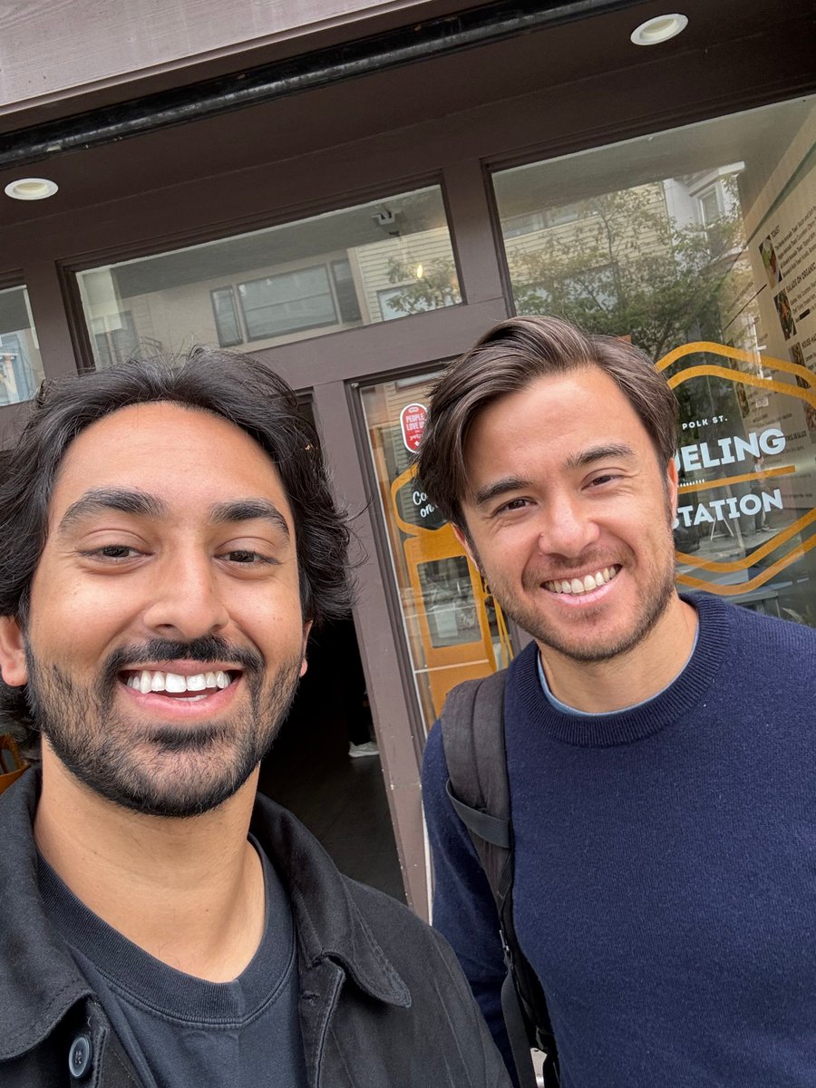 neal_k_patel's tweet photo. Day 4 in SF and the conversations keep getting better!

AM: got breakfast with @seanthorneai, ex-CEO of @PeopleDataLabs, now building @agentscoretrust. Talked hiring people who are "n" of 1, watching competition without obsessing over it, and how to think about angel investors

PM: hung out with the boys at @WebhoundAI  -  @TheoDevSchmidt and @Mokhalil01 (no pic of Mo, but go check his Substack, he's been posting great stuff). Keep your eyes out for what they're cooking up soon and if you're ever in SF and need a rotisserie chicken or a long-running research agent hit them up